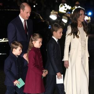 Michael Gove, qui a longtemps côtoyé le prince de Galles, a évoqué sa personnalité. 

Le prince William, prince de Galles ,Catherine (Kate) Middleton, princesse de Galles, Le prince George de Galles,La princesse Charlotte de Galles, La princesse Charlotte de Galles - Traditionnel concert de Noël "Together At Christmas" à l'abbaye de Westminster à Londres le 8 décembre 2023. © Julien Burton / Bestimage