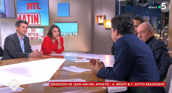 Thomas Sotto sur le plateau de "C à vous", il évoque le départ de Jean-Michel Aphatie