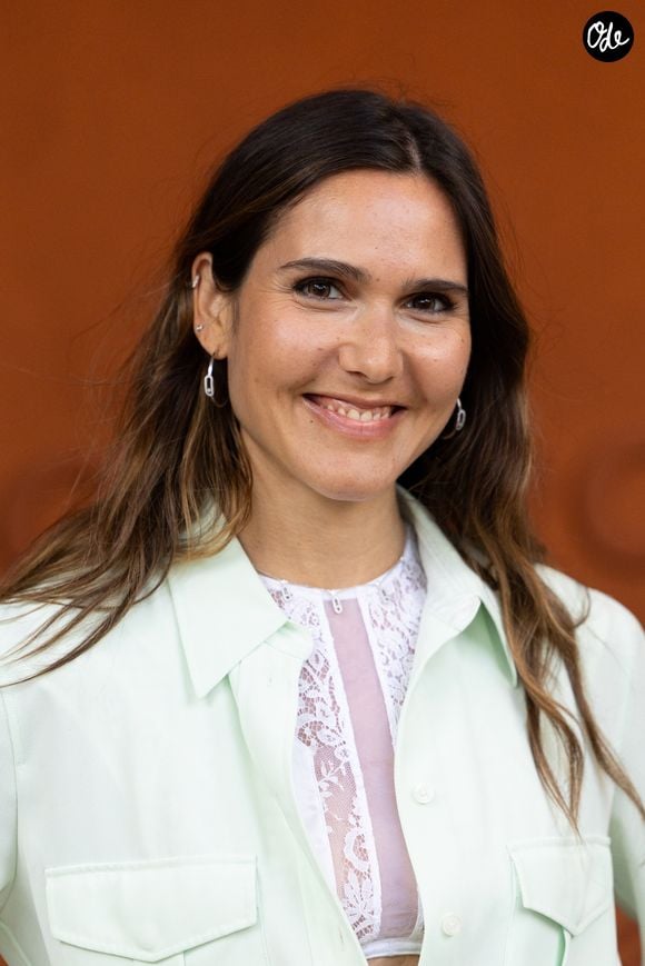 "Je me suis réveillée un matin en larmes et ça venait de se terminer avec son papa. Ça faisait peut-être deux trois semaines qu'il n'y avait plus ses affaires", raconte-t-elle auprès de Parents.

Joyce Jonathan au photocall du village lors des Internationaux de France de Tennis de Roland Garros 2026, à Paris, France, le 1er juin 2026. © Jacovides-Moreau/Bestimage