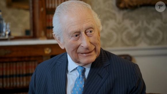 Le roi Charles au palais de Buckingham lors d'une séquence d'ouverture pour la chaîne nationale ITV. Photo par JLPPA / Bestimage