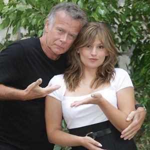 Franck Dubosc et Marine Delplace en photocall lors de la 19ème édition du festival du film francophone d'Angoulême le 29 août 2026. © Coadic Guirec/Bestimage