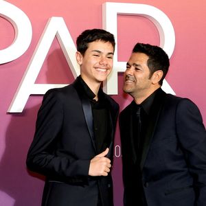Des confidences rares, tout comme sa présence à l'antenne.

Jamel Debbouze et son fils Léon - Photocall des lauréats (press room) lors de la 49ème édition de la cérémonie des César à l'Olympia à Paris le 23 février 2024

Dominique Jacovides / Olivier Borde / Bestimage