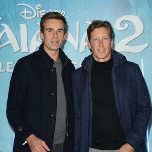Jean-Baptiste Marteau et son compagnon Jean de Reynal - Première du film Disney "Vaiana 2" au Grand Rex à Paris le 23 novembre 2024. © Coadic Guirec/Bestimage