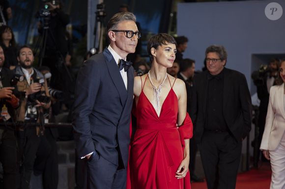 Michel Hazanavicius et sa femme Bérénice Bejo - Descente des marches du film « La plus précieuse des marchandises » lors du 77ème Festival International du Film de Cannes, au Palais des Festivals à Cannes. Le 24 mai 2024
© Olivier Borde / Bestimage