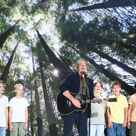 Exclusif - Garou - Enregistrement de l'émission Vivement dimanche au studio Rive Gauche, présentée par M.Drucker, diffusée le 07 septembre 2025 sur France 3.  © Guillaume Gaffiot / Bestimage