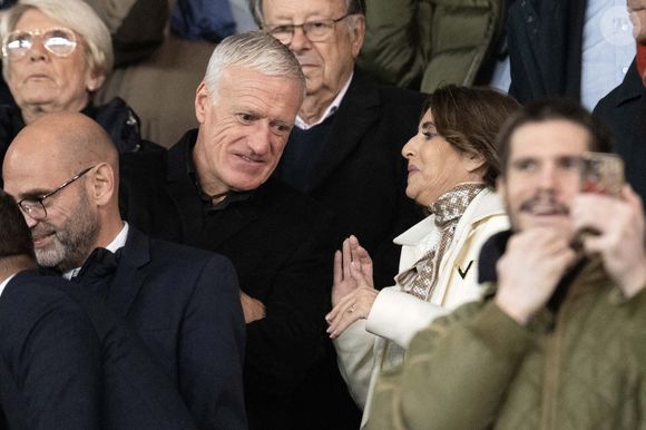 Didier Deschamps et son épouse Claude Deschamps assistent au match de l'UEFA Champions League entre le Paris Saint-Germain et l'AC Milan au Parc des Princes le 25 octobre 2023 à Paris, France. Photo David Niviere/ABACAPRESS.COM