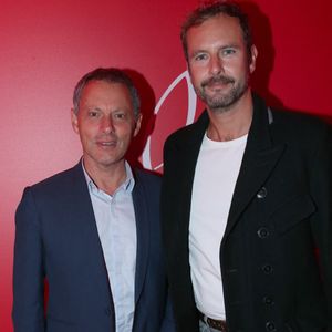 Marc-Olivier Fogiel et son mari François Roelants au "Loubi Show" by Christian Louboutin dans le cadre de la Fashion Week de Paris, au DOJO de Paris, France, le 2 octobre 2025.
© Bertrand Rindoff / Bestimage