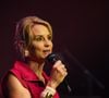 Lorsque les feux se sont déclarés, l'ancienne Miss France était justement en vacances dans les Landes avec sa famille et a été témoin de cette "vision apocalyptique".

Élodie Gossuin au Gala "Tous les talents chantent contre le cancer" aux Folies Bergères à Paris le 8 juin 2026. 

© Anne-Sophie Guebey / Bestimage