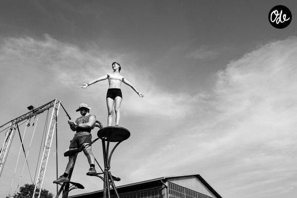 Lola Cahen, la fille de Zazie, se lance dans une carrière artistique. Capture d'écran Instagram