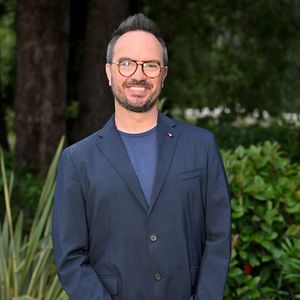 Jarry est aussi le père de deux jumeaux, qui ont vu le jour grâce à une gestation pour autrui (GPA) effectuée aux États-Unis

Jarry - 10ème édition du Gala de Charité de Patrick Mouratoglou à l'Académie Mouratoglou à Biot Sophia Antipolis, le 23 juin 2024.
© Bruno Bebert/Bestimage