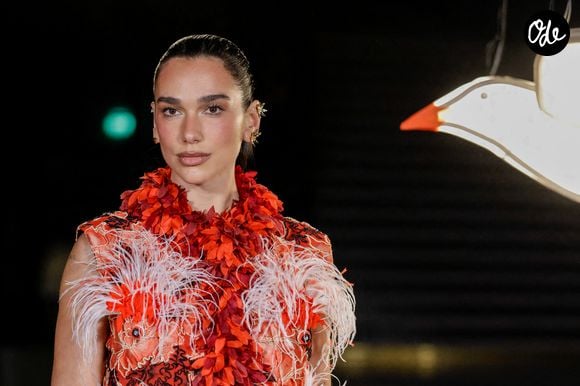 Dua Lipa au photocall du défilé Chanel Collection Femme Prêt-à-Porter Printemps/Eté 2027 lors de la Fashion Week de Paris (PFW) au Grand Palais, à Paris, France, le 5 octobre 2026.

© Olivier Borde/Bestimage