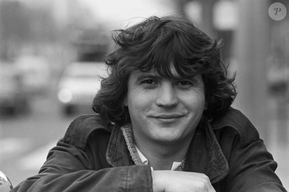 Rendez-vous avec Daniel Balavoine sur sa moto à Paris. Le 25 mars 1980
© Jean-Claude Colin via Bestimage