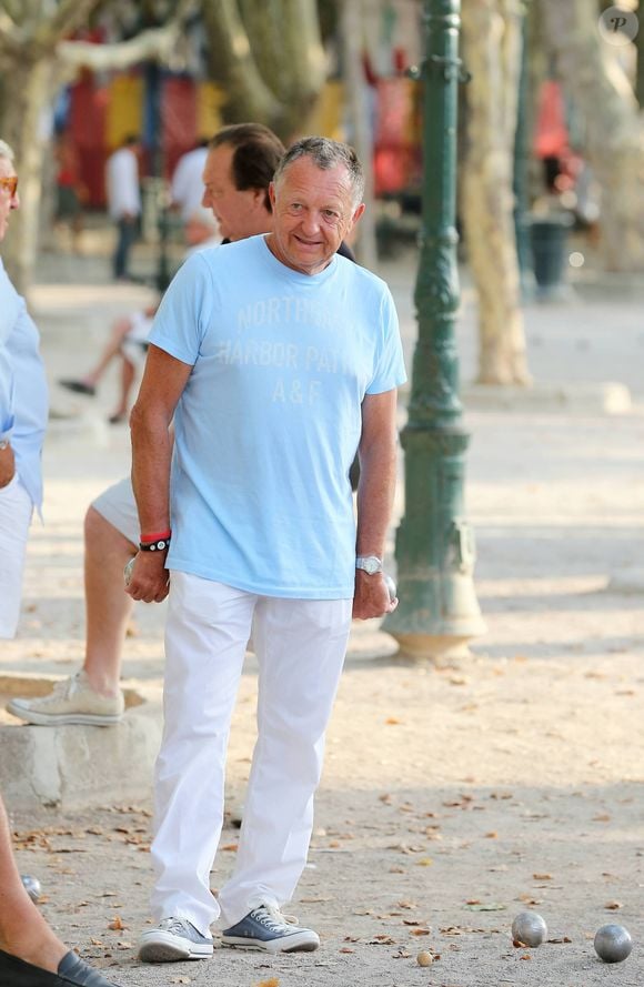 À 76 ans, qu'il a fêté il y a un mois, le 22 mars, Jean-Michel Aulas est l'un des dirigeants les plus influents du football français

Le 5 août 2012, place des Lices, à Saint-Tropez, Jean-Michel Aulas joue à la pétanque.