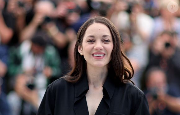 Marion Cotillard au photocall du film "Karma" lors du 79ème Festival International du Film de Cannes (12 - 23 mai 2026), le 16 mai 2026.
© Jacovides / Moreau / Bestimage