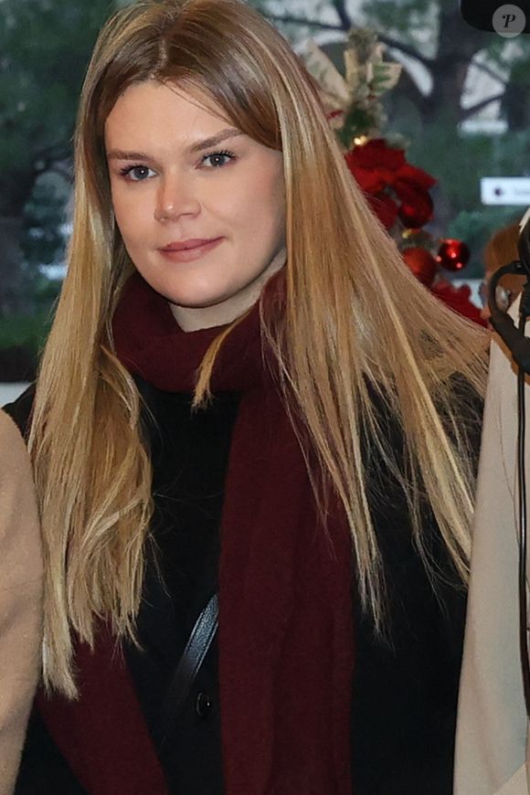 Le prince Albert II de Monaco, La princesse Charlène de Monaco, La princesse Stéphanie de Monaco, Camille Gottlieb lors du spectacle Monaco sous les Etoiles, sous le chapiteau de Fontvieille à Monaco, le 22 décembre 2025. 
© Claudia Albuquerque / Bestimage