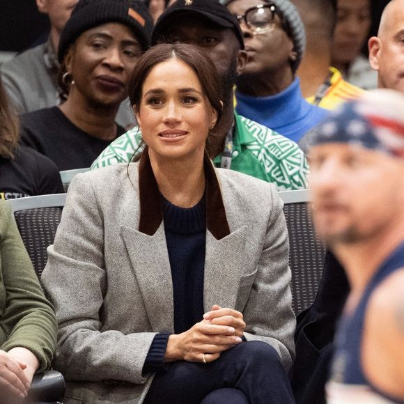 Selon Andrew Lownie, Meghan Markle aurait du prendre exemple.

Meghan Markle à Vancouver.
Photo : Backgrid UK/ Bestimage