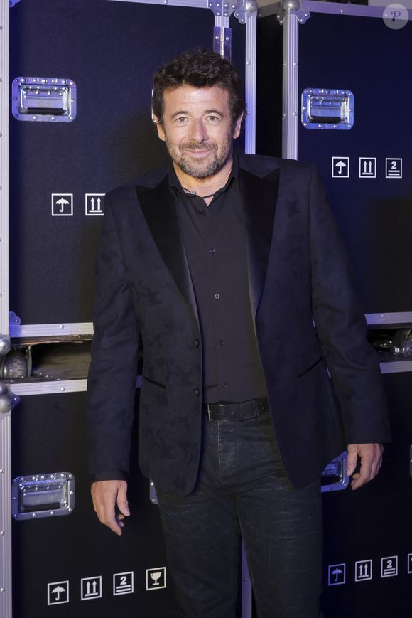 Exclusif - Patrick Bruel - Backstage de l'enregistrement de l'émission de télévision "Le Grand Concert des Régions : Ici c'est Aix en Provence", à l'Arena du Pays d'Aix, présentée par L.Luyat et L.Thilleman, et diffusée le 17 mai sur France 3. Le 30 avril 2024. 
© Bruno Bebert-Jack Tribeca / Bestimage