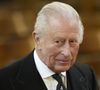 Naturellement, le roi Charles III a lui aussi répondu présent. Toutefois, son épouse la reine Camilla souffrant à ce jour d'une sinusite aiguë a brillé par son absence.

Le roi Charles III (Le roi Charles III d'Angleterre) arrive à la cathédrale Westminster, dans le centre de Londres, pour assister à la messe de requiem de la duchesse de Kent. 16 septembre 2025. © PA Photo/ Bestimage