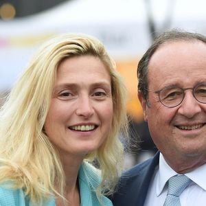 Francois Hollande et Julie Gayet lors du festival Soeurs Jumelles, Rencontre de la musique et de l'image à Rochefort le 1er juillet 2023. © Franck Castel / Bestimage