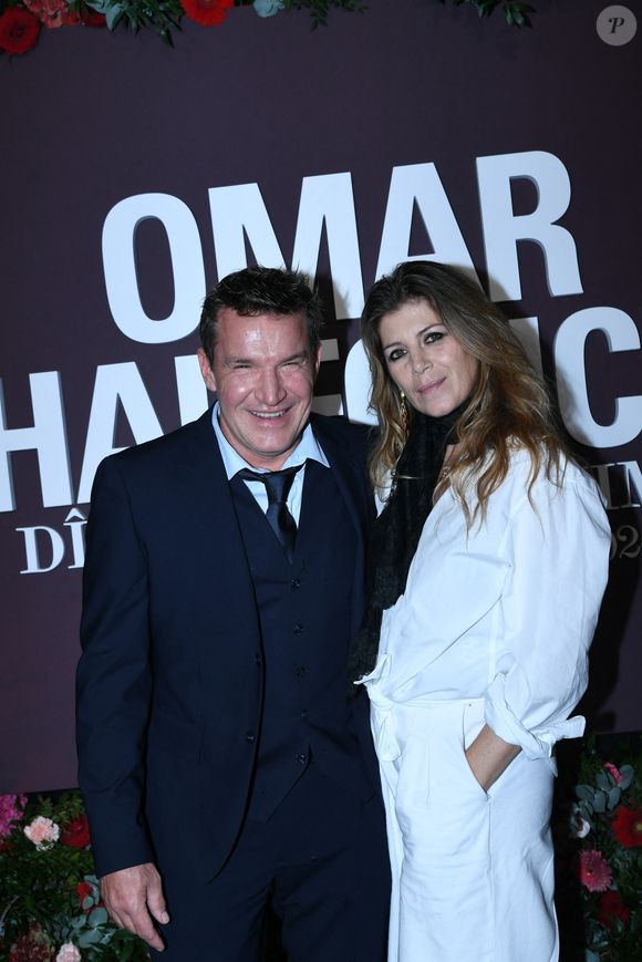 Benjamin Castaldi et sa femme Aurore au photocall de la soirée Omar Harfouch "Dîner chez Maxim's" à Paris le 9 octobre 2024. © Rachid Bellak / Bestimage
