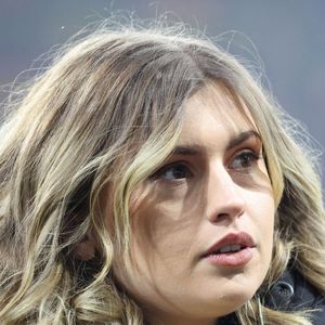 Tout n'est pas si rose depuis sa victoire à la "Star Academy". 

Marine (Star Academy) chante "Les Corons" en hommage à Pierre Bachelet, pour le 20ème anniversaire de sa mort, lors du match de Ligue 1 McDonald's "Lens - Strasbourg (0-2)" au stade Bollaert-Delelis.