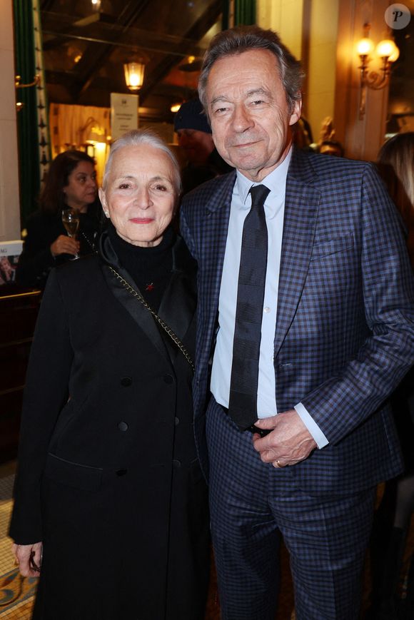 Michel Denisot et son épouse Martine Patier assistent au lancement du livre Michel Denisot 'On peut rire de tout, sauf en mangeant de la semoule' aux Deux Magots le 15 mars 2023 à Paris, France. Photo Jerome Dominé/Abaca