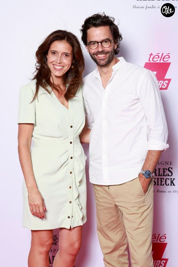 En cette année présidentielle, la radio souhaite se recentrer sur l'actualité pure et la politique, confiant cette case à Pascal Praud et Christine Kelly.

Exclusif - Carole Tolila et Thomas Isle à la soirée "Télé 7 Jours Summer Party" à Paris. 

Photo : Christophe Aubert / Bestimage