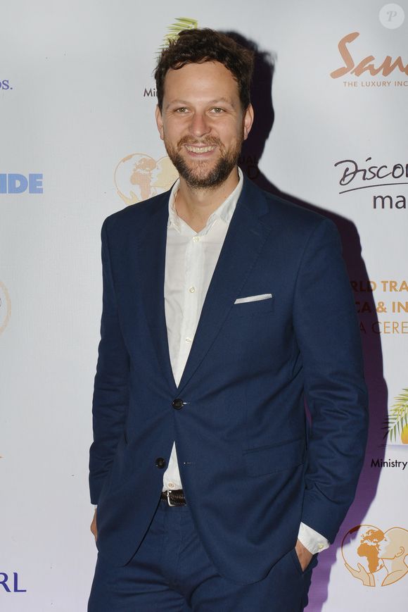 Pour rappel, son fils, Soren, né de sa précédente union avec Axelle, a récemment fêté ses 25 ans.

Pierre Rochefort à la 26ème édition des World Travel Awards, l'île Maurice a reçu la cérémonie pour l'Afrique et l'Océan Indien, le 1er juin 2019.

Photo : Bestimage
