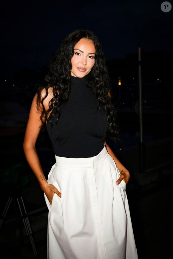 Exclusif - Nabilla Vergara en backstage de l'émission "C à vous" lors du 78ème Festival International du Film de Cannes le 21 mai 2025. © Jack Tribeca / Bestimage