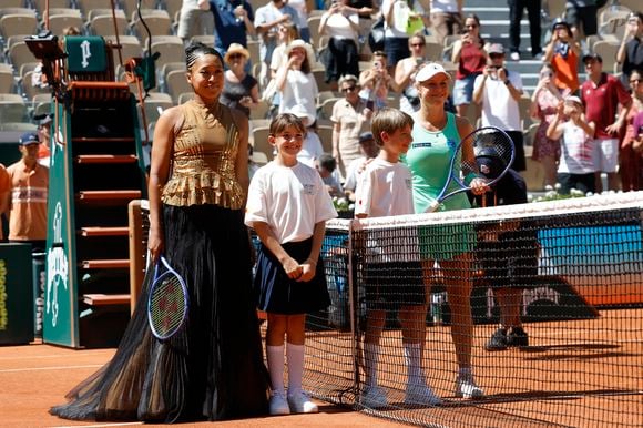 26 mai 2026, Paris, Paris, France : Naomi OSAKA (JPN) et Laura SIEGEMUND (GER) lors du Grand Chelem de tennis de Roland Garros 2026, au Stade Roland Garros le 26 mai 2026, à Paris, France. © Loic Baratoux/ZUMA Press Wire/Bestimage