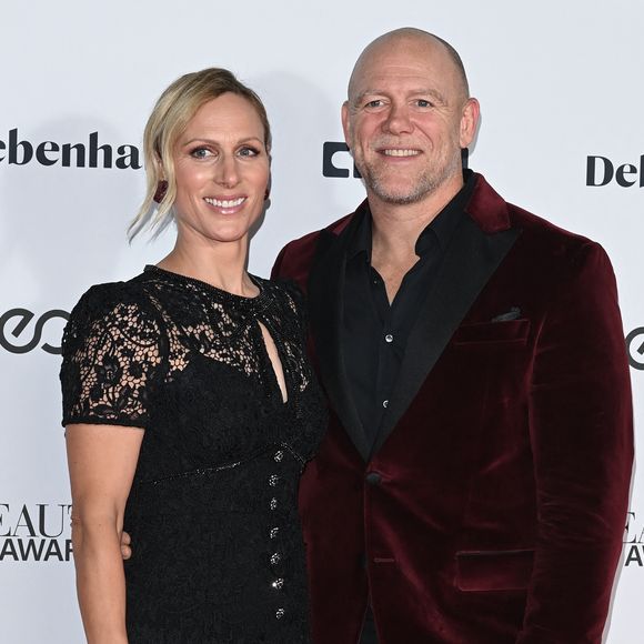 Une réunion de famille un peu particulière étant donné les soucis de santé qu'ont traversé et traversent encore le roi Charles III et la princesse Kate Middleton. 

Mike Tindall et Zara Phillips à Londres le 25 November 2024.