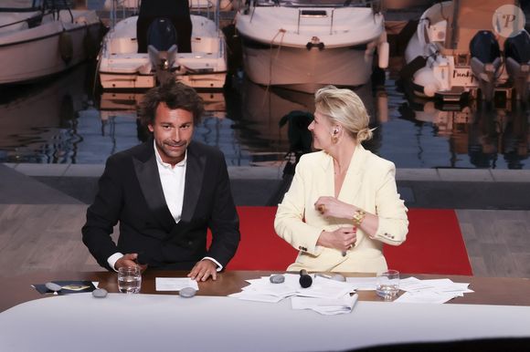 Exclusif -  Anne-Elisabeth Lemoine, Bertrand Chameroy, sur le plateau de l'émission "C à vous" lors du 78ème Festival International du Film de Cannes, France, le 16 mai 2025. © Jack Tribeca/Bestimage