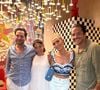 La rencontre a été immortalisée en photos et partagée sur les réseaux sociaux.

Florence Foresti, Vitaa et Alexandre Kominek se sont retrouvés le temps d'une soirée. Capture d'écran Instagram