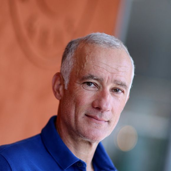 Gilles Bouleau - Célébrités au Village lors des Internationaux de France de tennis de Roland Garros 2023 à Paris le 10 juin 2023. © Jacovides-Moreau/Bestimage