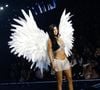 Signée par la maison Jacob & Co., cette création d'exception signe le grand retour du précieux soutien-gorge depuis 2018.

Le défilé Victoria's Secret 2026 s'est tenu à Culver City, réunissant sur le podium un casting prestigieux et notamment Kylie Jenner.

© Bestimage