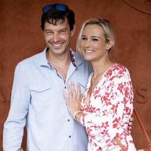 Elodie Gossuin et son mari Bertrand Lacherie au village lors des internationaux de France à Roland Garros le 12 juin 2021.

© JB Autissier / Panoramic / Bestimage