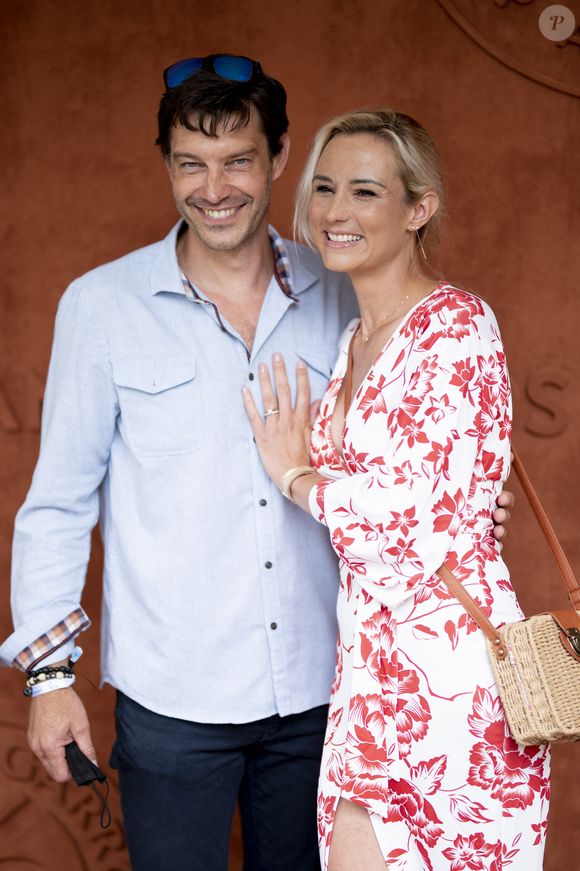 Elodie Gossuin et son mari Bertrand Lacherie au village lors des internationaux de France à Roland Garros le 12 juin 2021.

© JB Autissier / Panoramic / Bestimage
