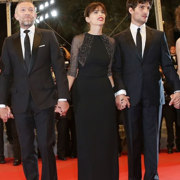 Vincent Cassel, Maïwenn Le Besco, Louis Garrel - Montée des marches du film "Mon Roi" lors du 68ème Festival International du Film de Cannes, le 17 mai 2015.