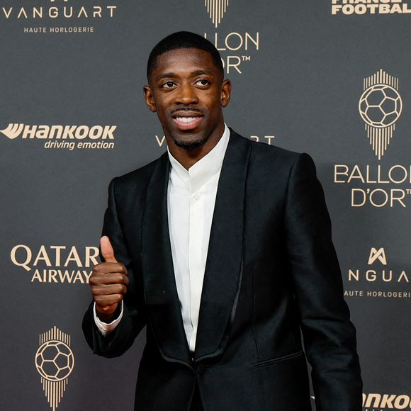 Ce lundi 22 septembre 2025, la star du PSG Ousmane Dembélé a remporté le Ballon d'or au théâtre du Châtelet, à Paris.

Ousmane Dembélé au photocall de la 69ème cérémonie du Ballon D'Or 2025 au théâtre du Châtelet à Paris, France, le 22 septembre 2025. © Cyril Moreau/Bestimage