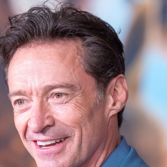 En phase de sèche, son petit-déjeuner se compose de 4 œufs, saumon fumé et demi-avocat.

19 avril 2026, New York (États-Unis) – Hugh Jackman assiste à l'avant-première new-yorkaise de The Sheep Detectives, organisée au Jazz at Lincoln Center.

Zuma Press / Bestimage