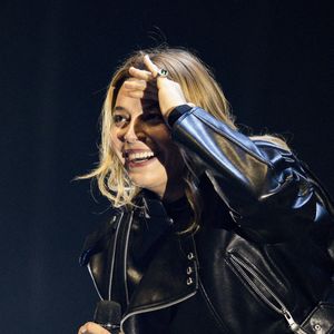 Santa - Les artistes se produisent lors du concert "Scoop Live" de Radio Scoop à la LDLC Arena de Décines près de Lyon, le 25 février 2025. 
© Sandrine Thesillat / PsnewZ / Bestimage