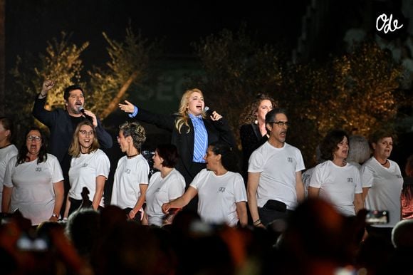 Santa, Patrick Fiori et Diana Salicetti durant Corsu Mezu Mezu, le concert emmené par Patrick Fiori qui a eu lieu au stade Orange Vélodrome à Marseille, le 22 mai 2026, diffusé le 28 août sur France 3. © Bruno Bebert/Bestimage