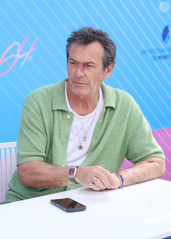 "Sous le Maquillage... Avant de faire de la télé, j’ai joue un clown dans le spectacle Barnum. Personne ne le sait, et cette idée m'amuse", avait-il écrit sur Instagram

Jean-Luc Reichmann - Photocall de "Demain nous appartient" (DNA) lors du 64ème Festival de Télévision de Monte Carlo au Grimaldi Forum de Monaco le 14 juin 2025.
© Denis Guignebourg / Bestimage
