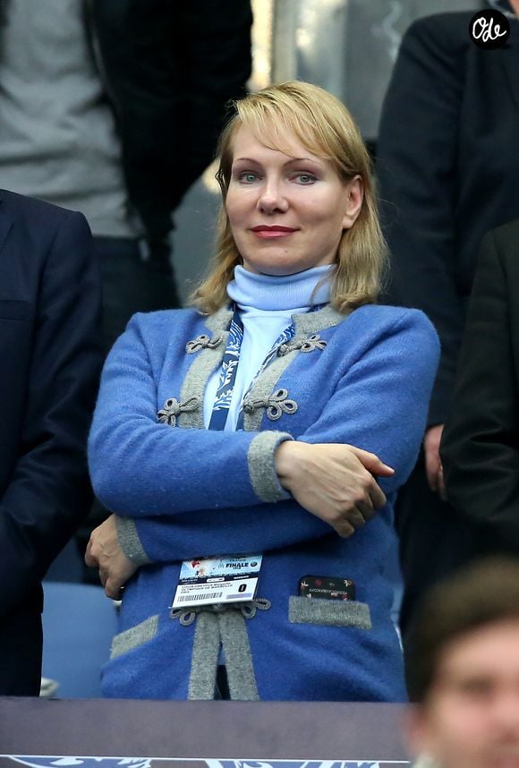 Elle a quitté son pays avant de s'installer en Suisse, où sa vie a basculé.

Margarita Louis-Dreyfus à la finale de la Coupe de France de football (PSG / OM) au Stade de France à Saint-Denis le 21 mai 2016. Le PSG remporte le match 4 - 2. © Dominique Jacovides / Bestimage