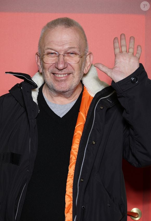 Jean-Paul Gaultier à la première du film "La chambre d'à côté" au cinéma Pathé Palace. Paris, 16 décembre 2024.
© Denis Guignebourg/Bestimage