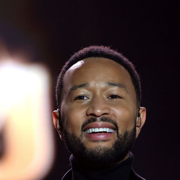 Le chanteur John Legend était aussi de la partie

Exclusif - John Legend sur la scène du "Gala des pièces jaunes, le concert événement" à Paris La Défense Arena  à Nanterre le 23 janvier 2025.
© Jacovides / Moreau / Bestimage