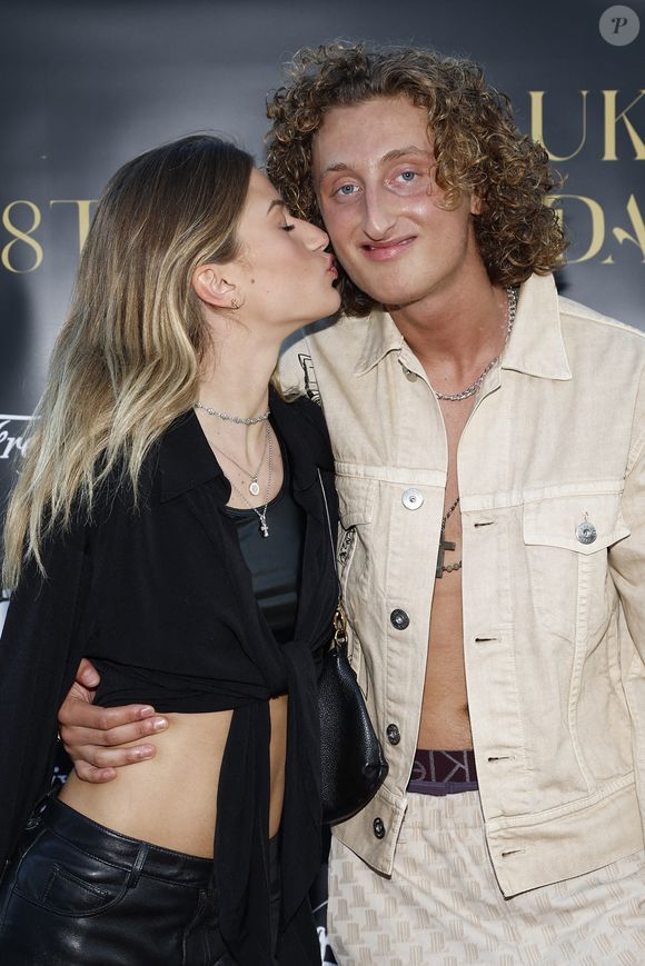 Exclusif - Joalukas Noah avec Sasha Nikolic (fille deFilip Nikolic) lors de la soirée d'anniversaire de Joalukas Noah, fils de Yannick Noah et Isabelle Camus, pour ses 18 ans à Paris le 10 juin 2022.

© Cyril Moreau / Bestimage