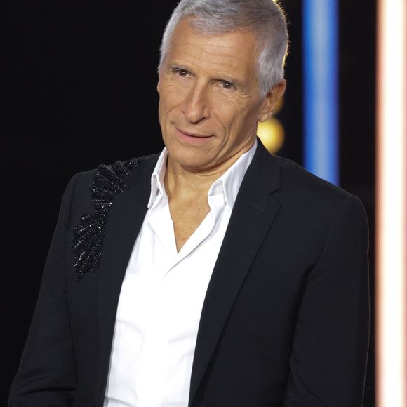 Et depuis tout ce temps, presque aucun changement n'a été apporté à l'émission. 
Nagui - Les célébrités se mobilisent pour la 38ème édition du Téléthon dans les studios de France 2 à Paris © Coadic Guirec / Bestimage