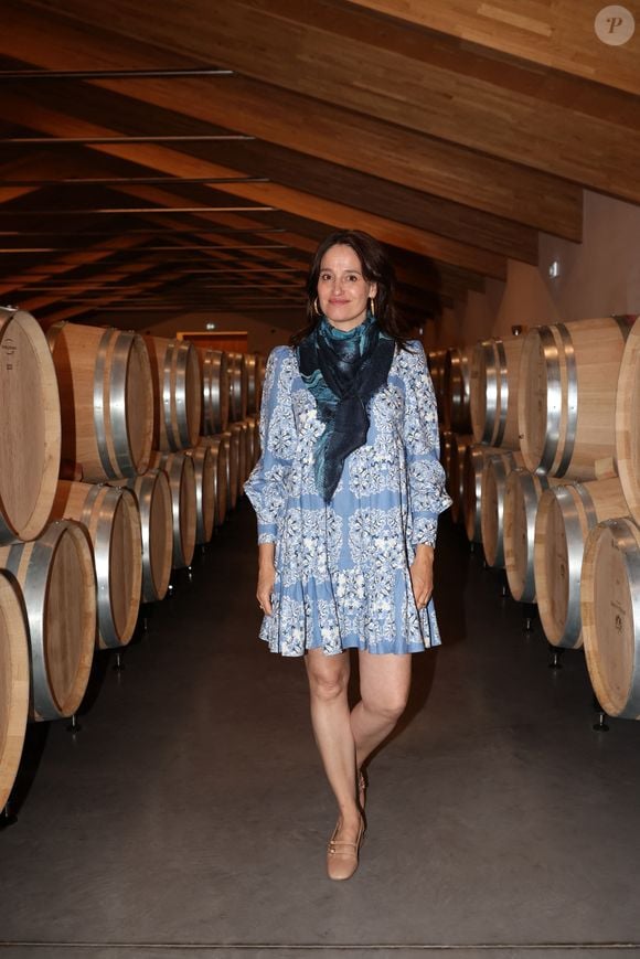 aux bras de son compagnon Christophe.

L'actrice Marie Gillain au Château Grand- Puy Ducasse à Pauillac en Gironde, le 9 juillet 2024. - Festival International du Film en Médoc " Les Vendanges du 7ème Art" à Pauillac. © Jean-Marc Lhomer/Bestimage