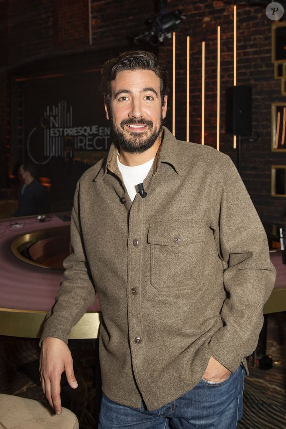 Le film attire toutes les générations. 

Exclusif - Maxime Gasteuil - Backstage de l'enregistrement de l'émission "On est presque en direct" (OEED) présentée par L. Ruquier et diffusée sur France 2 le 7 novembre 2020. © Jack Tribeca / Bestimage